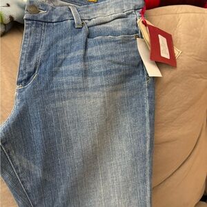 Women’s boot cut seven jeans size 12
